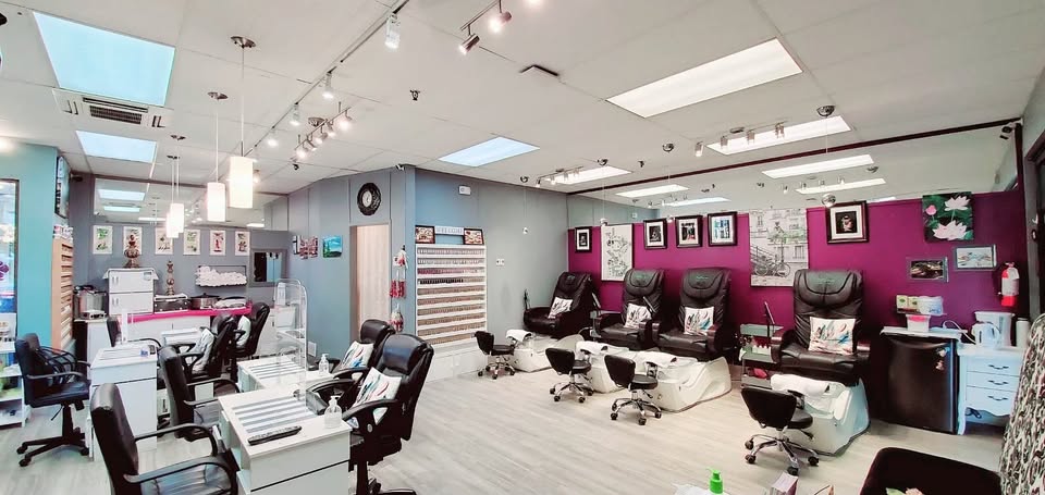 Lan Nails Spa interior